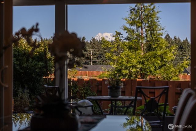 2835 Arrowroot Loop SE, Olympia, WA 98513