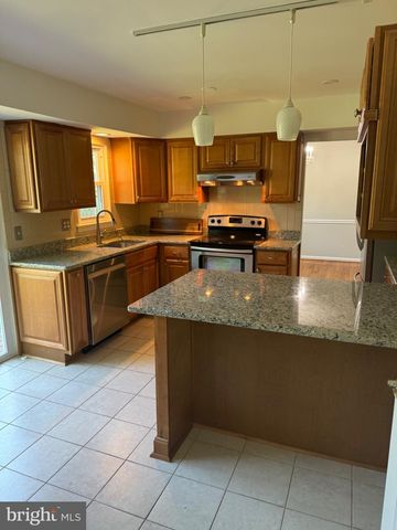 BLUFFWOOD CT, Fort Washington, MD 20744