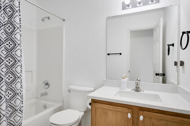 201 Woodley RD, Leander, TX 78641