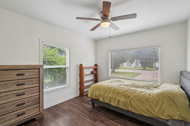 517 Norwood Drive, Hurst, TX 76053