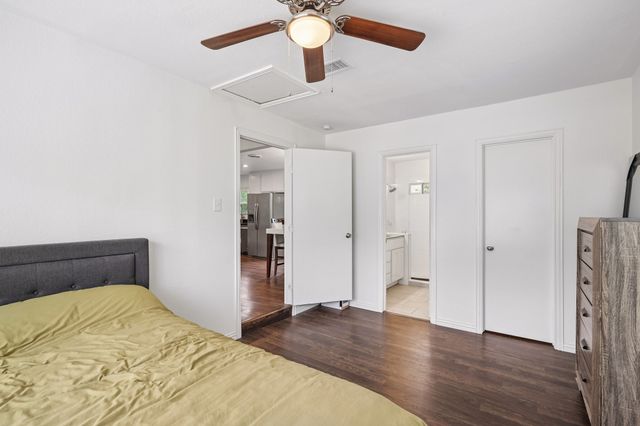 517 Norwood Drive, Hurst, TX 76053