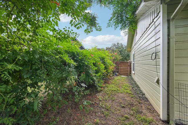 517 Norwood Drive, Hurst, TX 76053