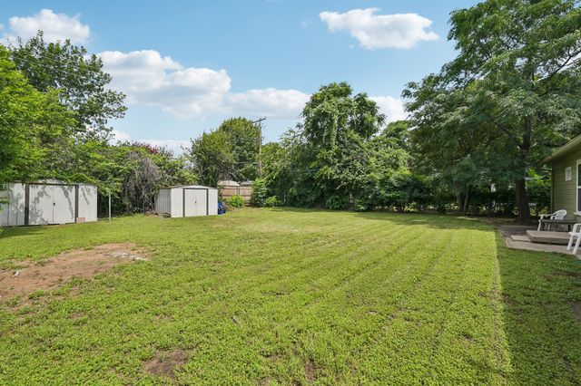 517 Norwood Drive, Hurst, TX 76053