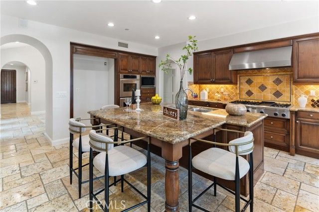 15 Basilica Place, Ladera Ranch, CA 92694