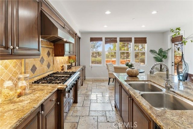 15 Basilica Place, Ladera Ranch, CA 92694