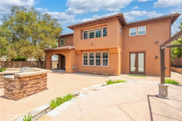 15 Basilica Place, Ladera Ranch, CA 92694