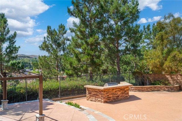 15 Basilica Place, Ladera Ranch, CA 92694