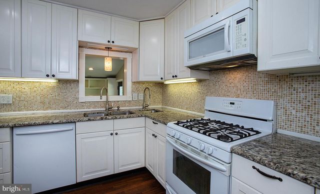 171 S HANOVER ST, Hummelstown, PA 17036