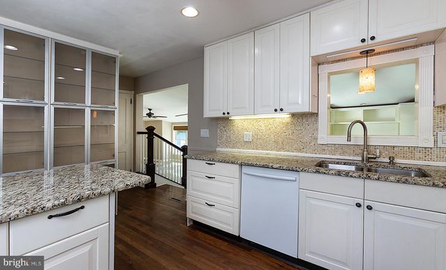 171 S HANOVER ST, Hummelstown, PA 17036
