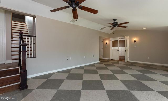 171 S HANOVER ST, Hummelstown, PA 17036