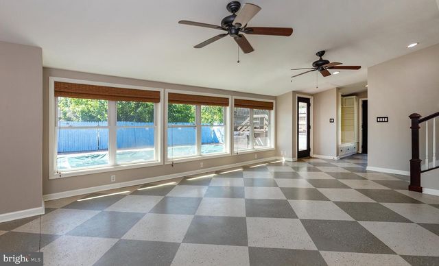171 S HANOVER ST, Hummelstown, PA 17036