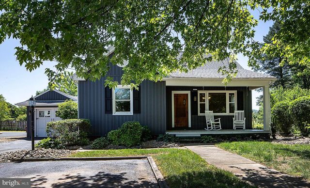 171 S HANOVER ST, Hummelstown, PA 17036