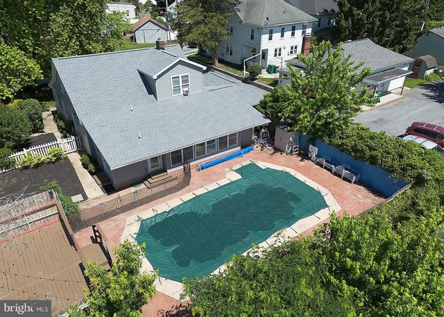 171 S HANOVER ST, Hummelstown, PA 17036