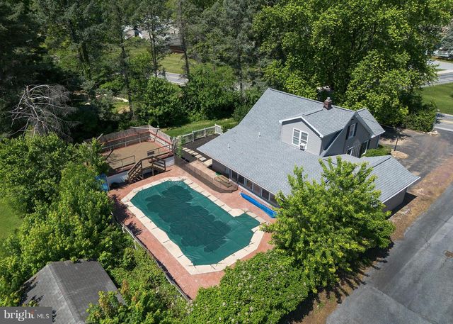 171 S HANOVER ST, Hummelstown, PA 17036