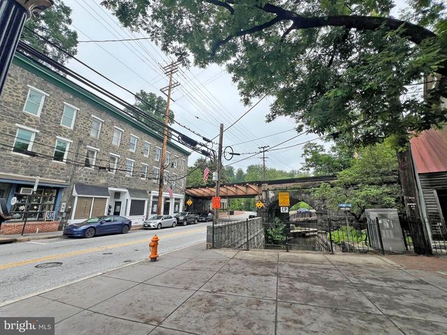 8511 FREDERICK RD, Ellicott City, MD 21043