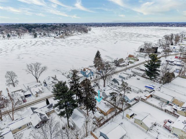 4078 Donnely Road, Jackson, MI 49201