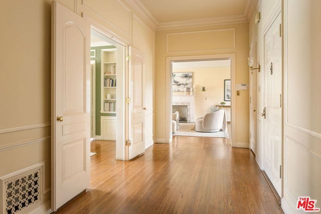 248 S Hudson Avenue, Los Angeles, CA 90004