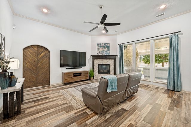191 Las Colinas Trail, Cross Roads, TX 76227