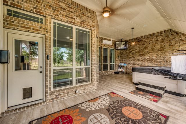 191 Las Colinas Trail, Cross Roads, TX 76227