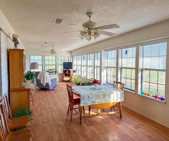 301 Paul Poe Road, Livingston, TX 77351