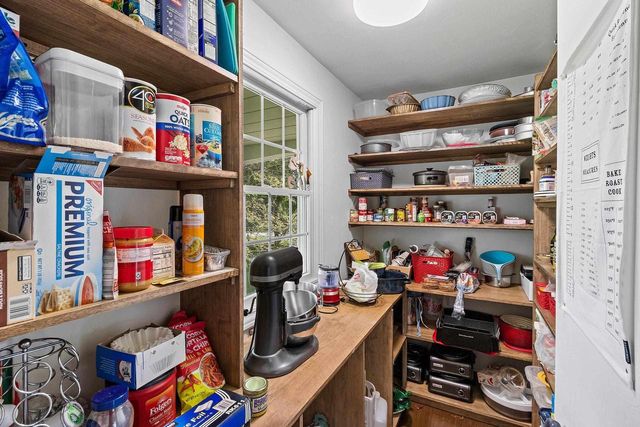 N3857 Breese Way, Appleton, WI 54913