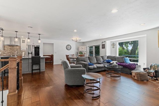 N3857 Breese Way, Appleton, WI 54913