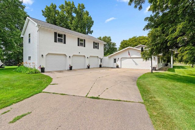 N3857 Breese Way, Appleton, WI 54913
