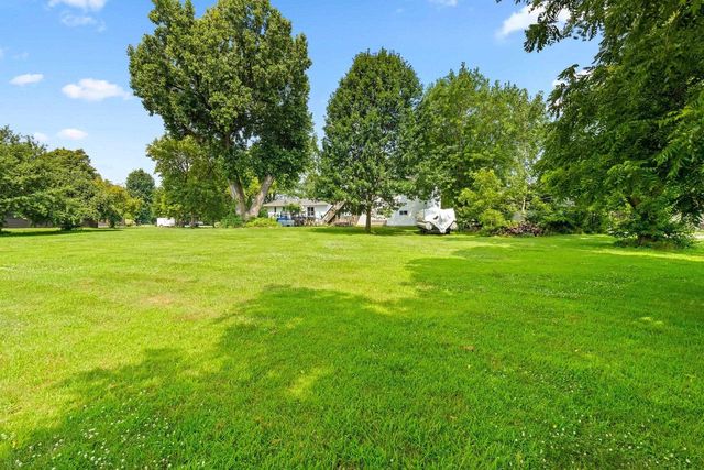N3857 Breese Way, Appleton, WI 54913