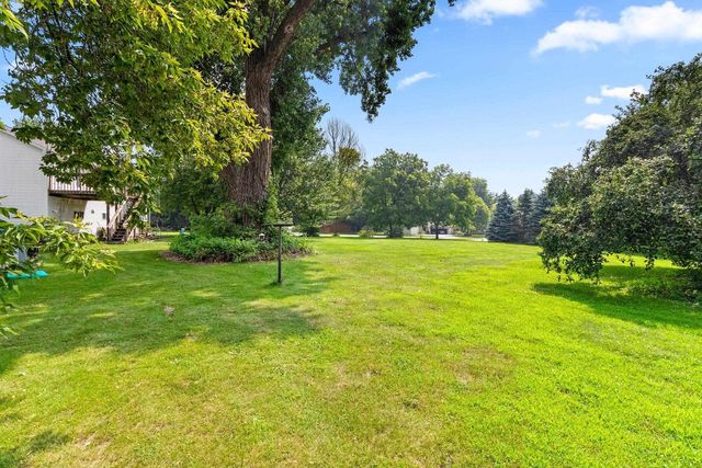N3857 Breese Way, Appleton, WI 54913