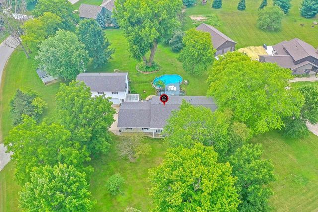N3857 Breese Way, Appleton, WI 54913