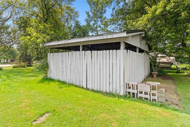 N3857 Breese Way, Appleton, WI 54913