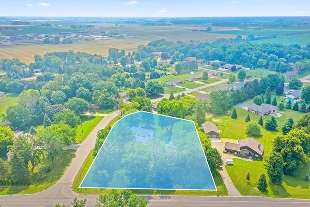 N3857 Breese Way, Appleton, WI 54913