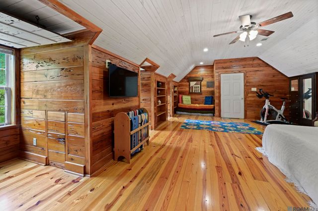9836 Sligo Rd, St Francisville, LA 70775