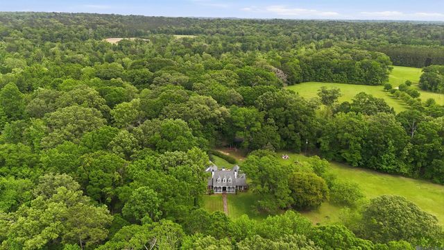 9836 Sligo Rd, St Francisville, LA 70775