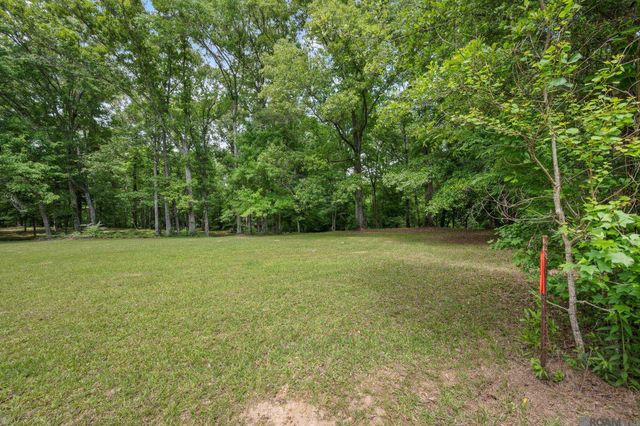 9836 Sligo Rd, St Francisville, LA 70775