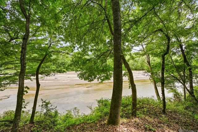 9836 Sligo Rd, St Francisville, LA 70775