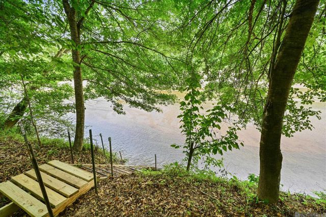 9836 Sligo Rd, St Francisville, LA 70775