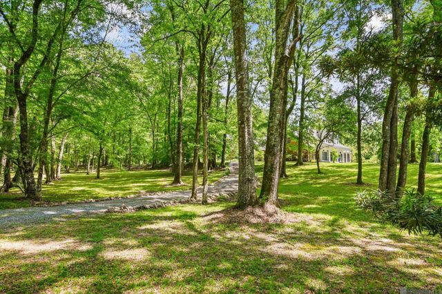 9836 Sligo Rd, St Francisville, LA 70775