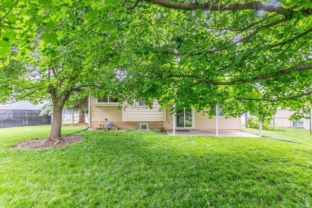 1572 S 400 E, Kaysville, UT 84037