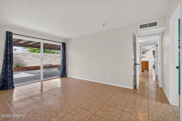 5172 N Pueblo Villas Drive, Tucson, AZ 85704