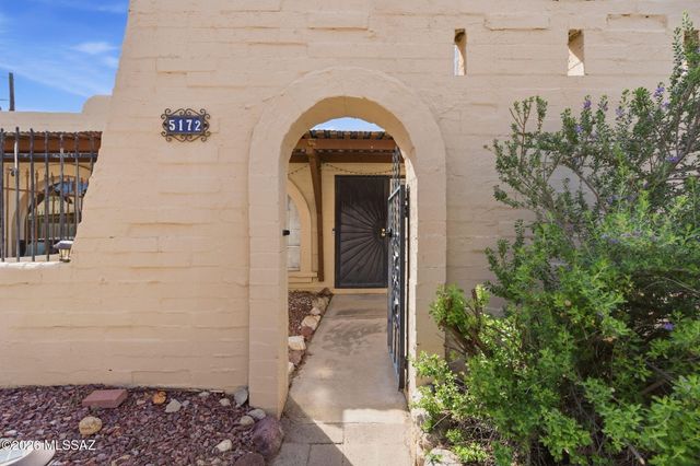5172 N Pueblo Villas Drive, Tucson, AZ 85704