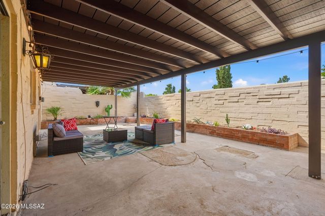 5172 N Pueblo Villas Drive, Tucson, AZ 85704