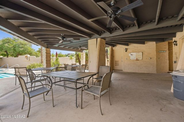 5172 N Pueblo Villas Drive, Tucson, AZ 85704