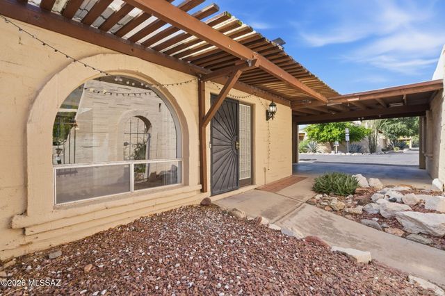 5172 N Pueblo Villas Drive, Tucson, AZ 85704