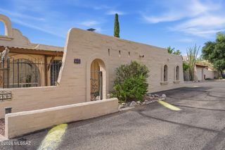 5172 N Pueblo Villas Drive, Tucson, AZ 85704