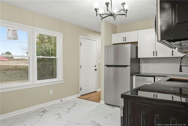 1425 E Manchester Road, Spring Lake, NC 28390