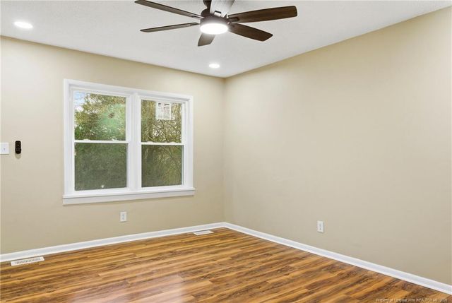 1425 E Manchester Road, Spring Lake, NC 28390