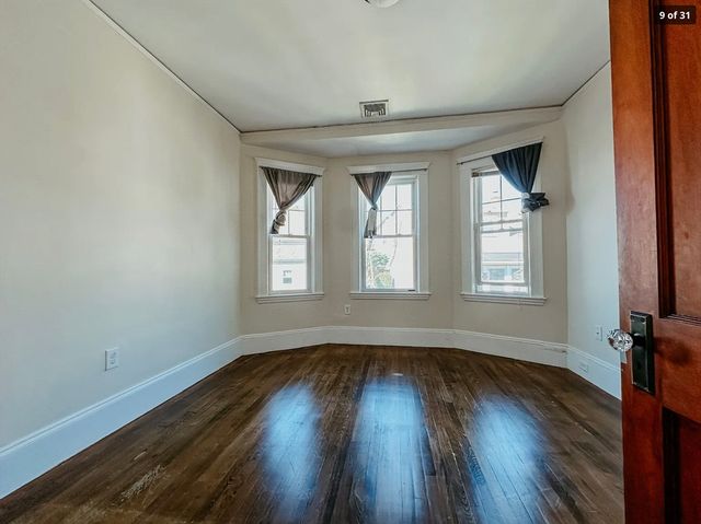 34 Brooksdale 2, Boston, MA 02135