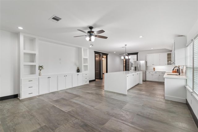 1244 Road 5705, Cleveland, TX 77327