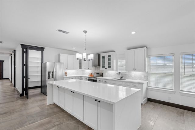 1244 Road 5705, Cleveland, TX 77327